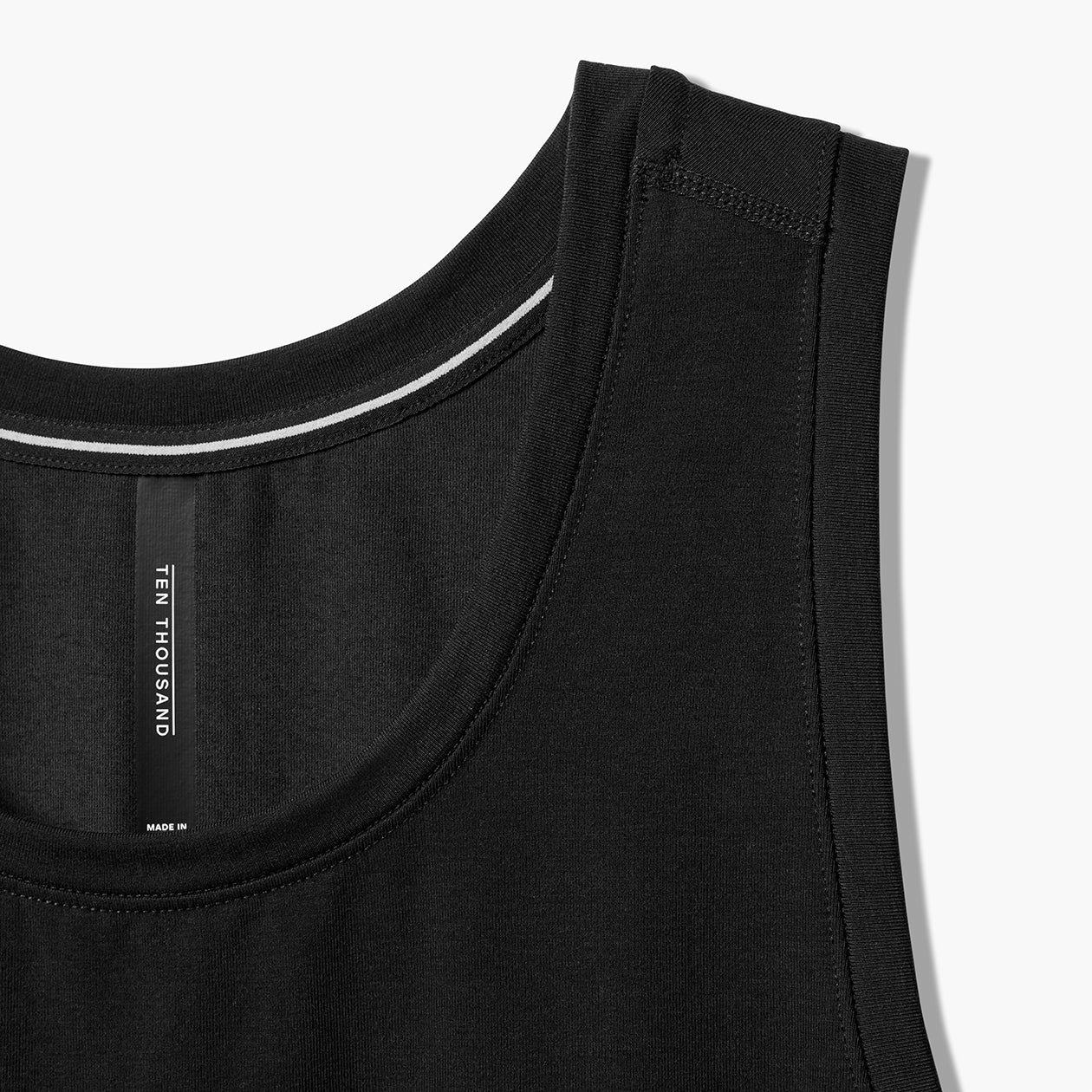 Recover Tank - Black/Tank