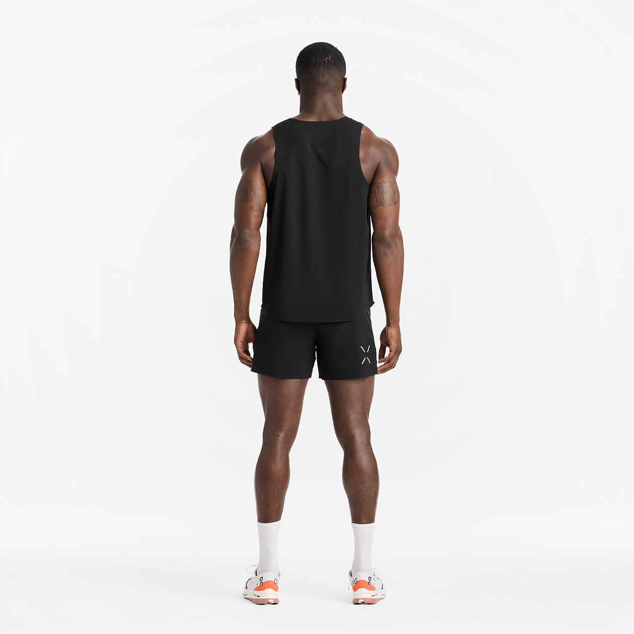 Distance Short - Black/Tank