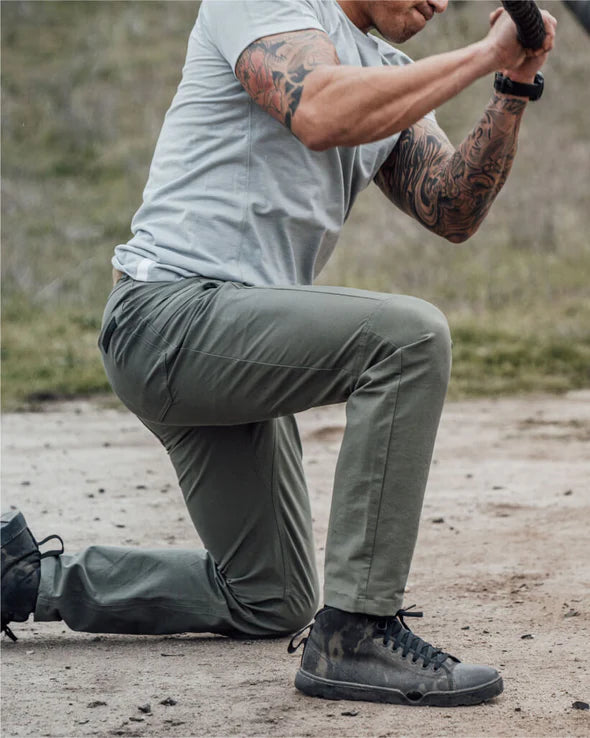 tactical-utility-pant-features-2_590x.webp